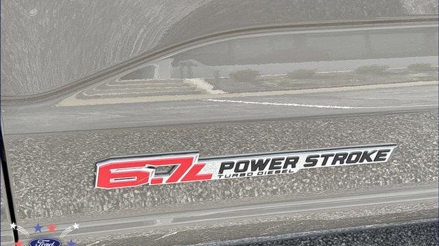 2026 Ford F-450 Super Duty Platinum