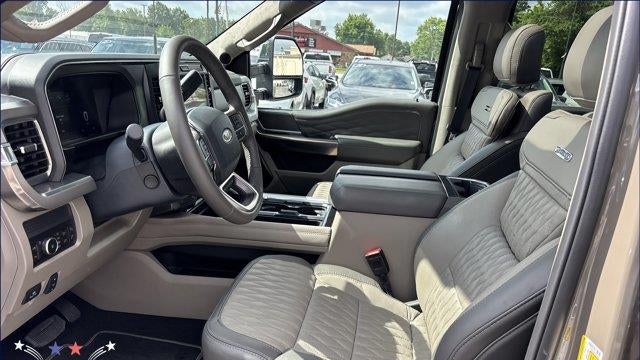 2026 Ford F-450 Super Duty Platinum