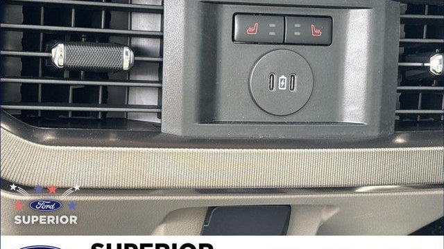 2026 Ford F-450 Super Duty Platinum