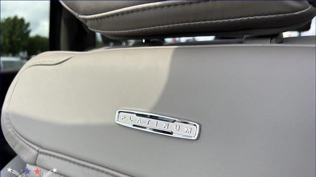 2026 Ford F-450 Super Duty Platinum