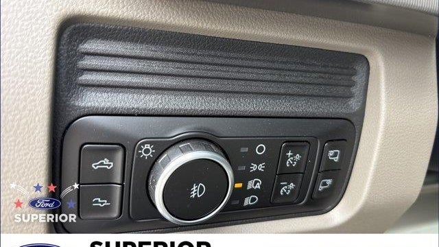 2026 Ford F-450 Super Duty Platinum