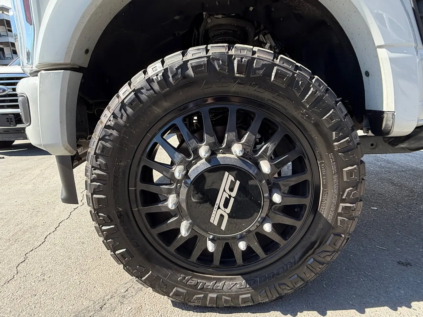 2025 Ford F-450 - $100,000