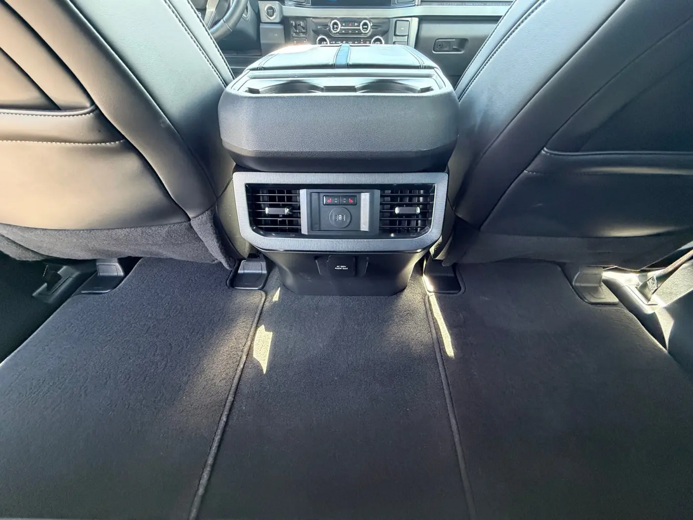 2025 Ford F-450 - $100,000