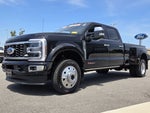 2025 F-450 Super Duty Thumbnail 2