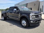 2025 F-450 Super Duty Thumbnail 3