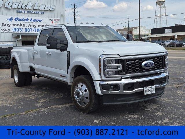 2025 Ford F-450 - $93,120