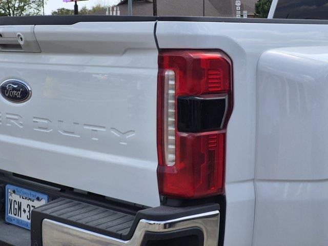 2025 Ford F-450 - $93,120
