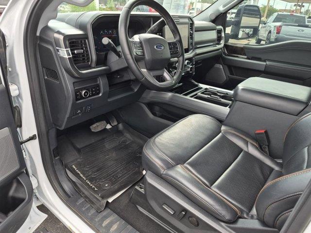 2025 Ford F-450 - $93,120