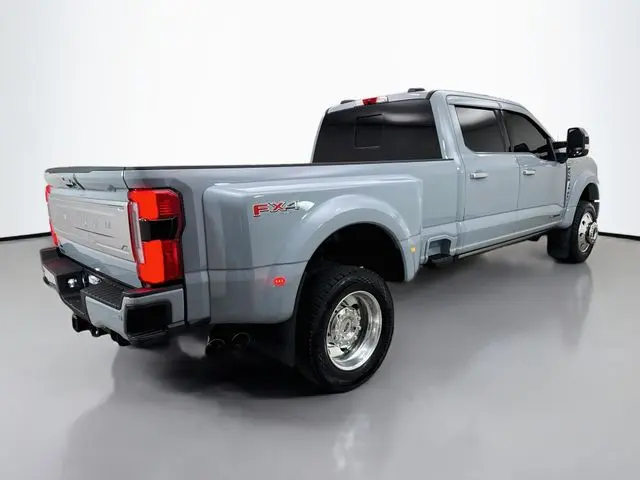 2026 Ford F-450 - $100,212
