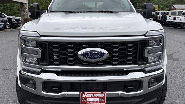 2026 Ford F-450 Super Duty Platinum