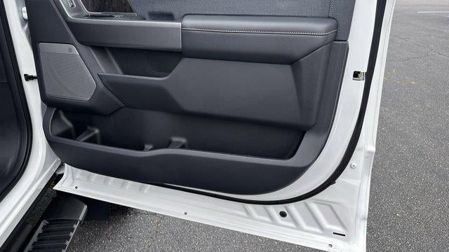 2026 Ford F-450 Super Duty Platinum