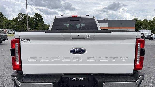 2026 Ford F-450 Super Duty Platinum