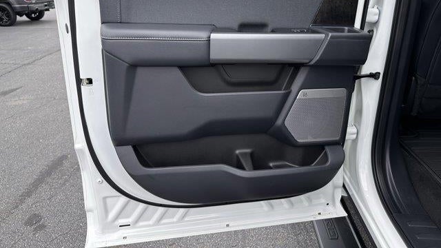 2026 Ford F-450 Super Duty Platinum