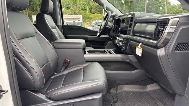 2026 Ford F-450 Super Duty Platinum