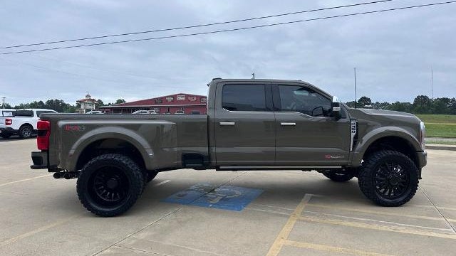2026 Ford F-450 Super Duty Lariat