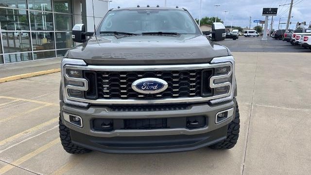 2026 Ford F-450 Super Duty Lariat
