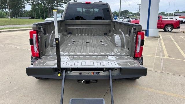 2026 Ford F-450 Super Duty Lariat