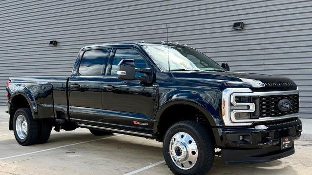 Preowned 2026 Ford F-450 Super Duty Platinum for Sale