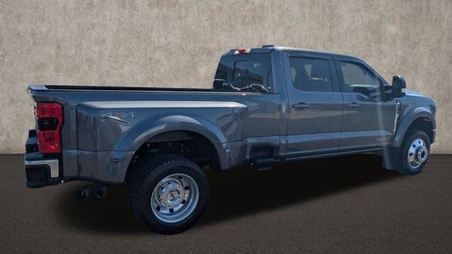 2023 Ford F-450 Super Duty Limited