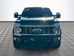 2024 F-450 Super Duty Thumbnail 2