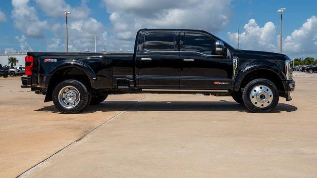 2024 Ford F-450 Super Duty King Ranch
