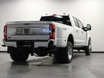 2024 F-450 Super Duty Thumbnail 3