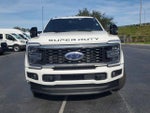 2025 F-450 Super Duty Thumbnail 2