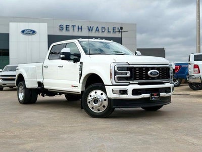 Photo of a 2026 Ford F-450 Super Duty 4X4 Platinum 4DR Crew Cab 8 FT. LB DRW Pickup for sale