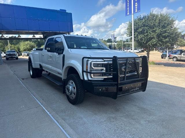 2026 Ford F-450 Super Duty Platinum — photo 1 of 12