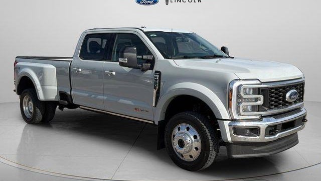 Preowned 2026 Ford F-450 Super Duty Lariat for Sale