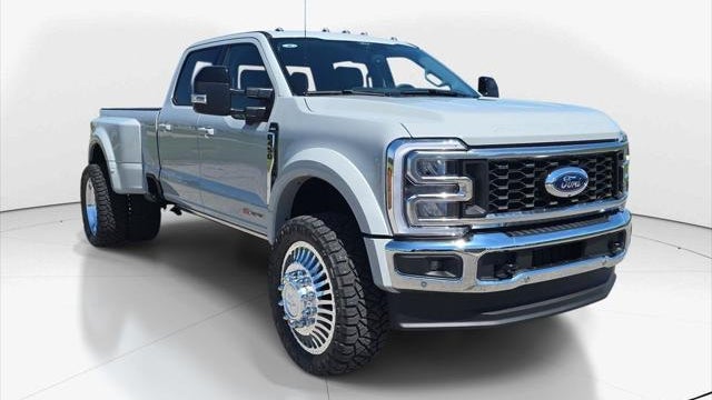 2026 Ford F-450 Super Duty Lariat