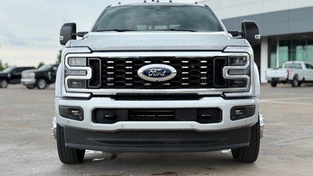 2026 Ford F-450 Super Duty Platinum