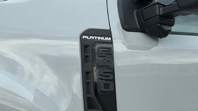 2026 Ford F-450 Super Duty Platinum