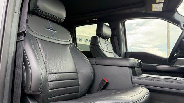 2026 Ford F-450 Super Duty Platinum