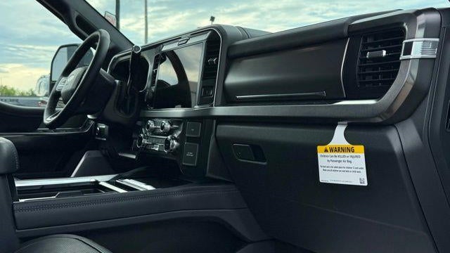 2026 Ford F-450 Super Duty Platinum
