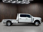 2026 F-450 Super Duty Thumbnail 2