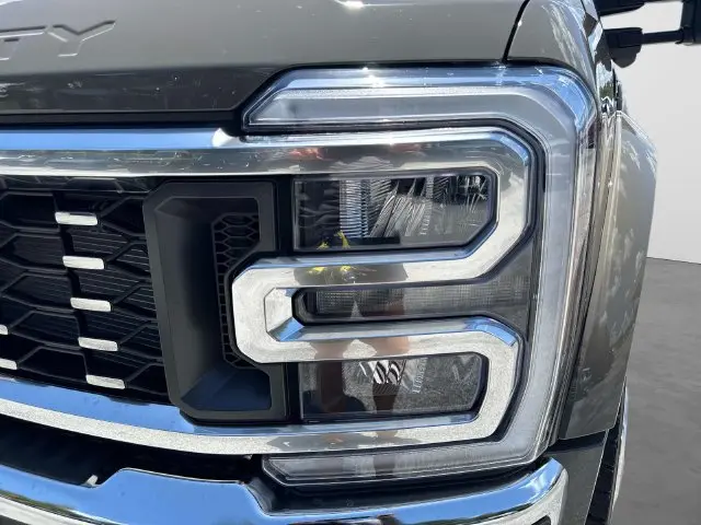 2026 Ford F-450 - $159,995