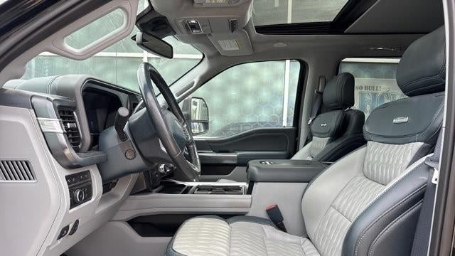 2023 Ford F-450 Super Duty King Ranch