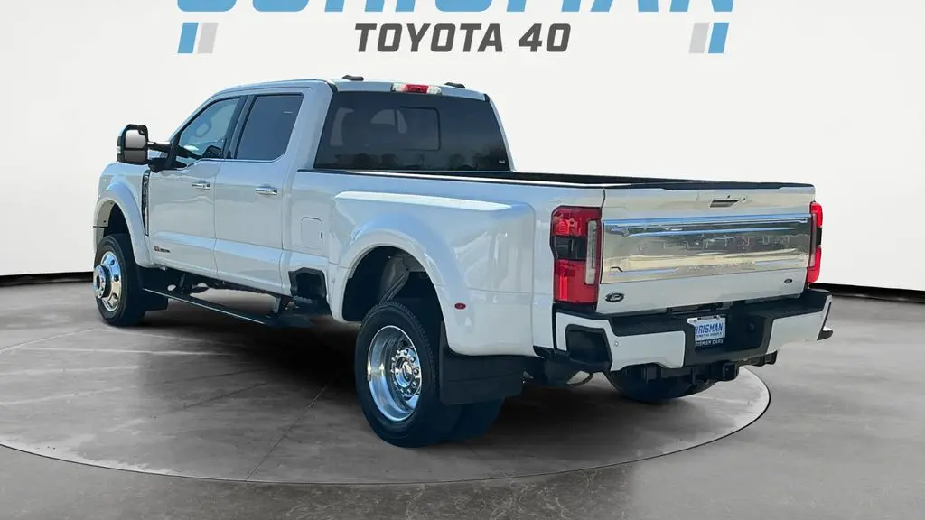 2023 Ford F-450 Super Duty Limited