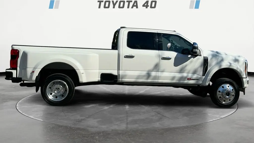 2023 Ford F-450 Super Duty Limited