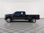 2024 F-450 Super Duty Thumbnail 2