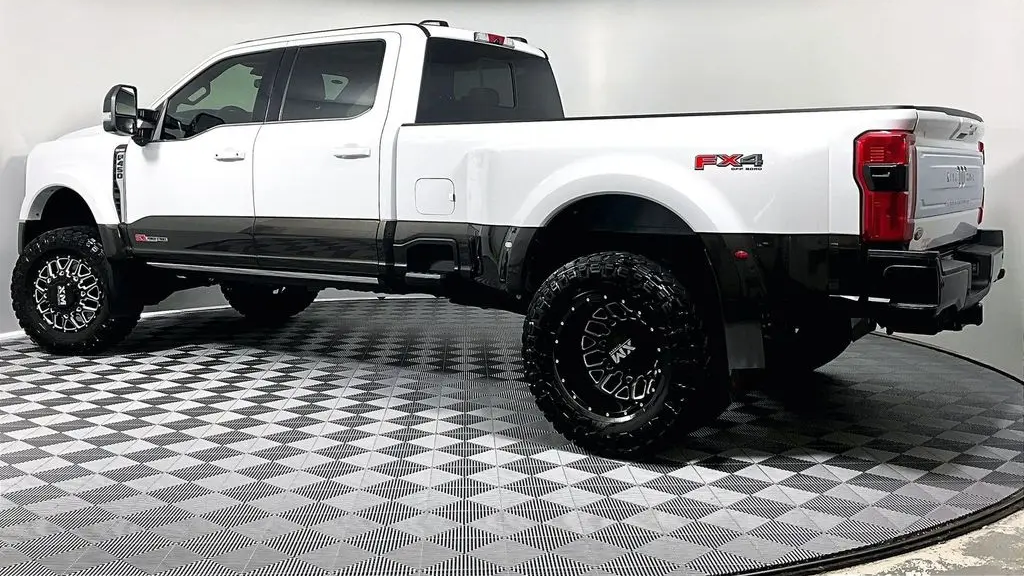 2025 Ford F-450 Super Duty King Ranch