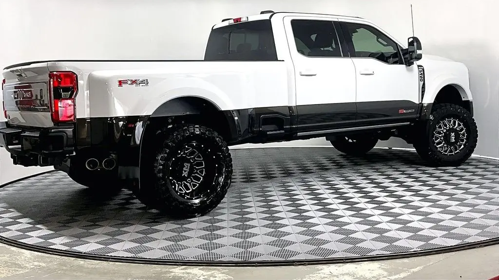 2025 Ford F-450 Super Duty King Ranch