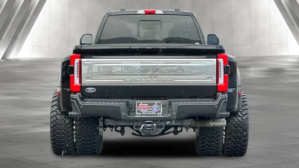 2025 Ford F-450 Super Duty XLT