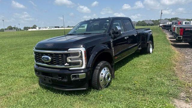 2025 Ford F-450 Super Duty King Ranch