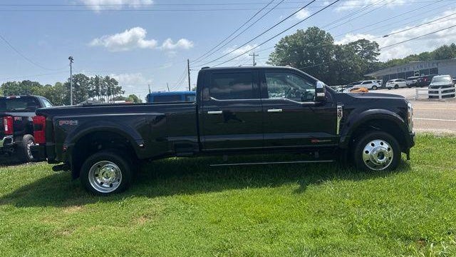 2025 Ford F-450 Super Duty King Ranch