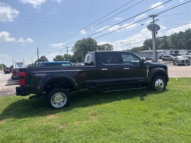 2025 Ford F-450 - $98,820