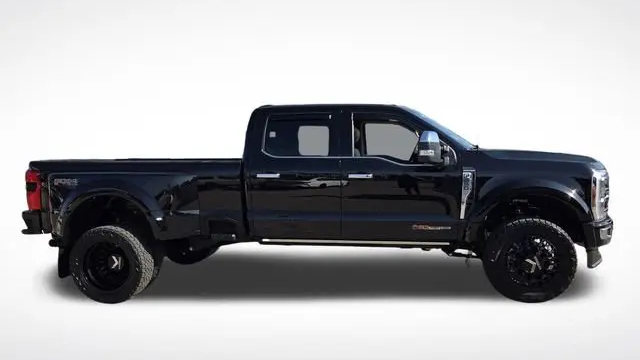 2025 Ford F-450 Super Duty King Ranch