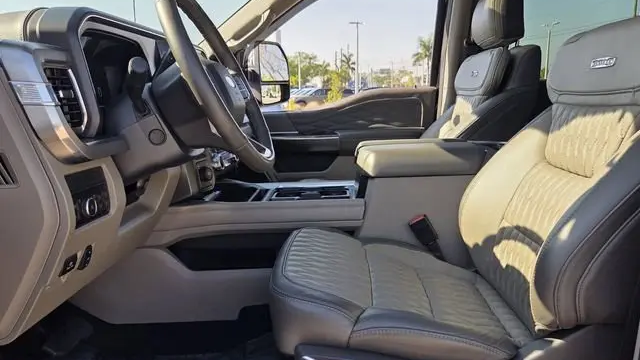 2025 Ford F-450 Super Duty King Ranch