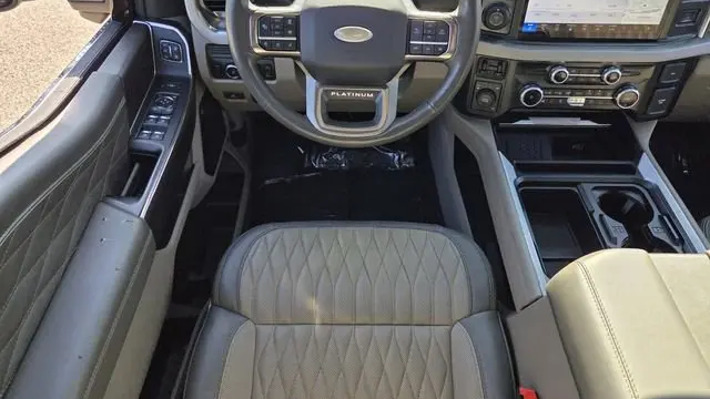 2025 Ford F-450 Super Duty King Ranch